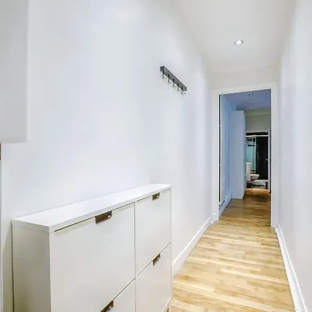 Magnifique Studio Parc Monceau Apartment Paris